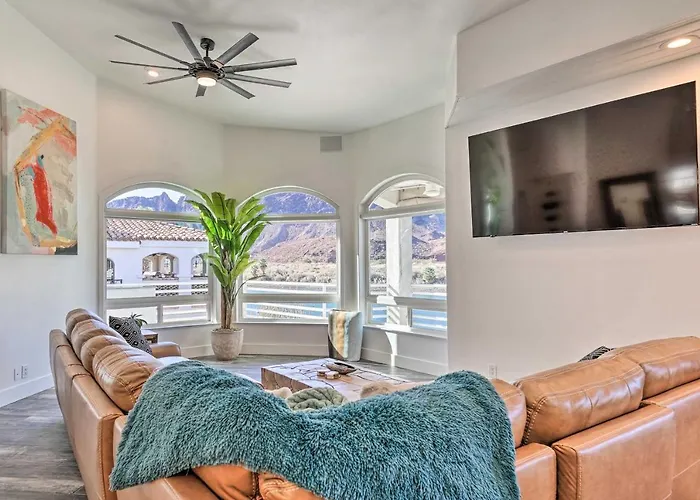 Spacious House On The Colorado River! Holiday home