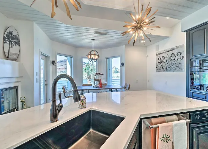 Holiday home Spacious House On The Colorado River!